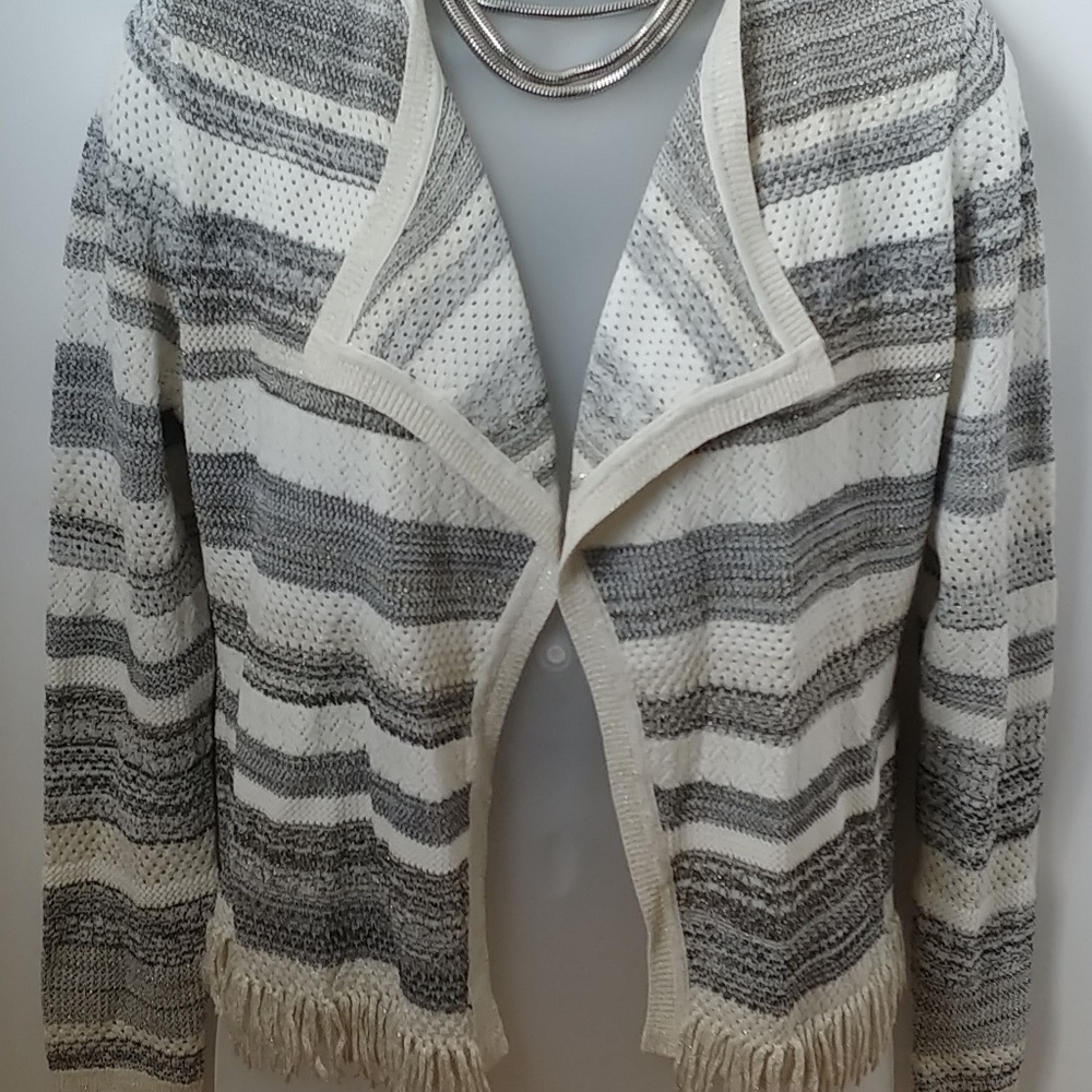 💥HOST PICK💥 White House Black Market |Cardigan - Picture 7 of 8